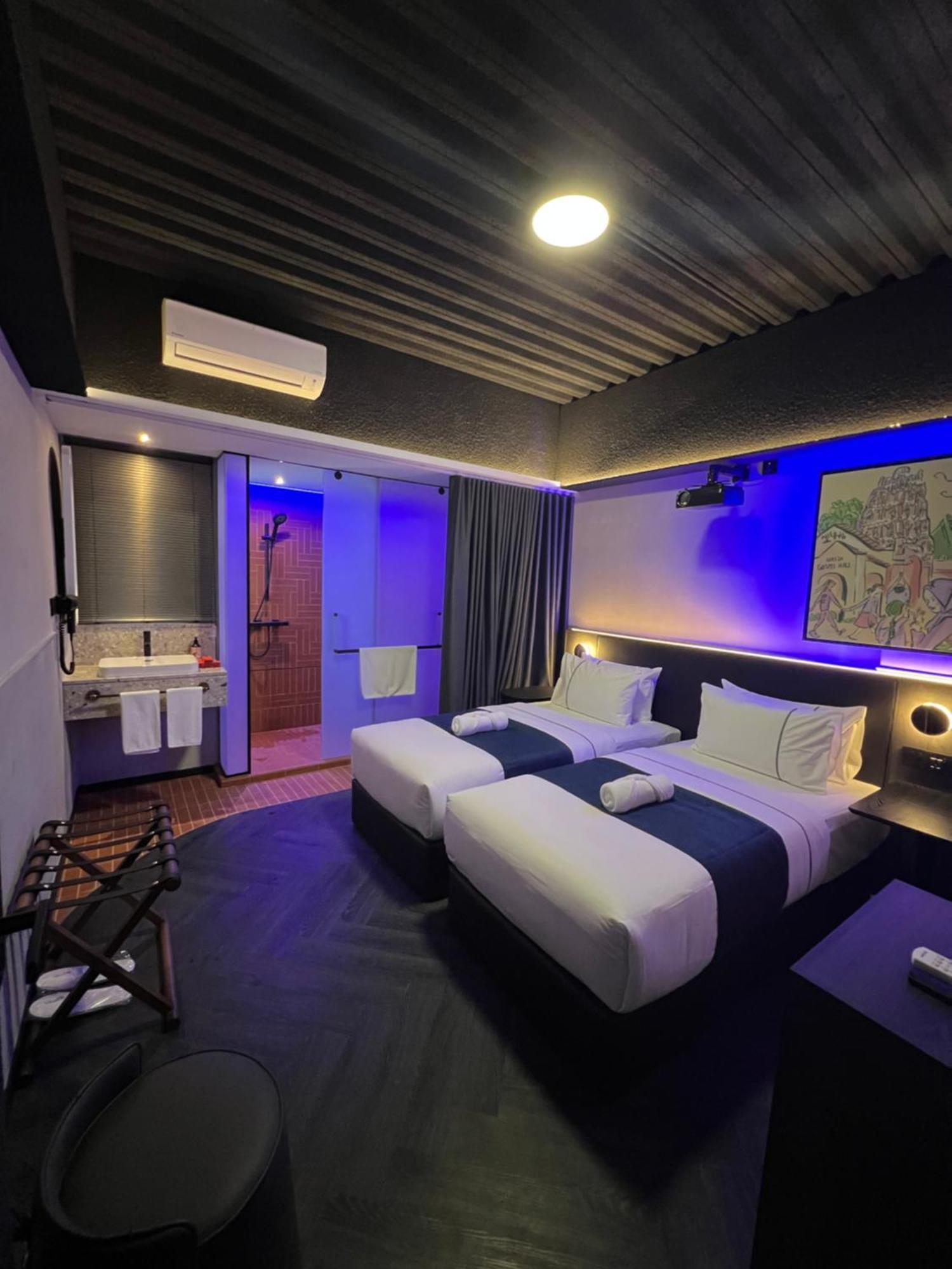 B Hotel Куала-Лумпур Экстерьер фото