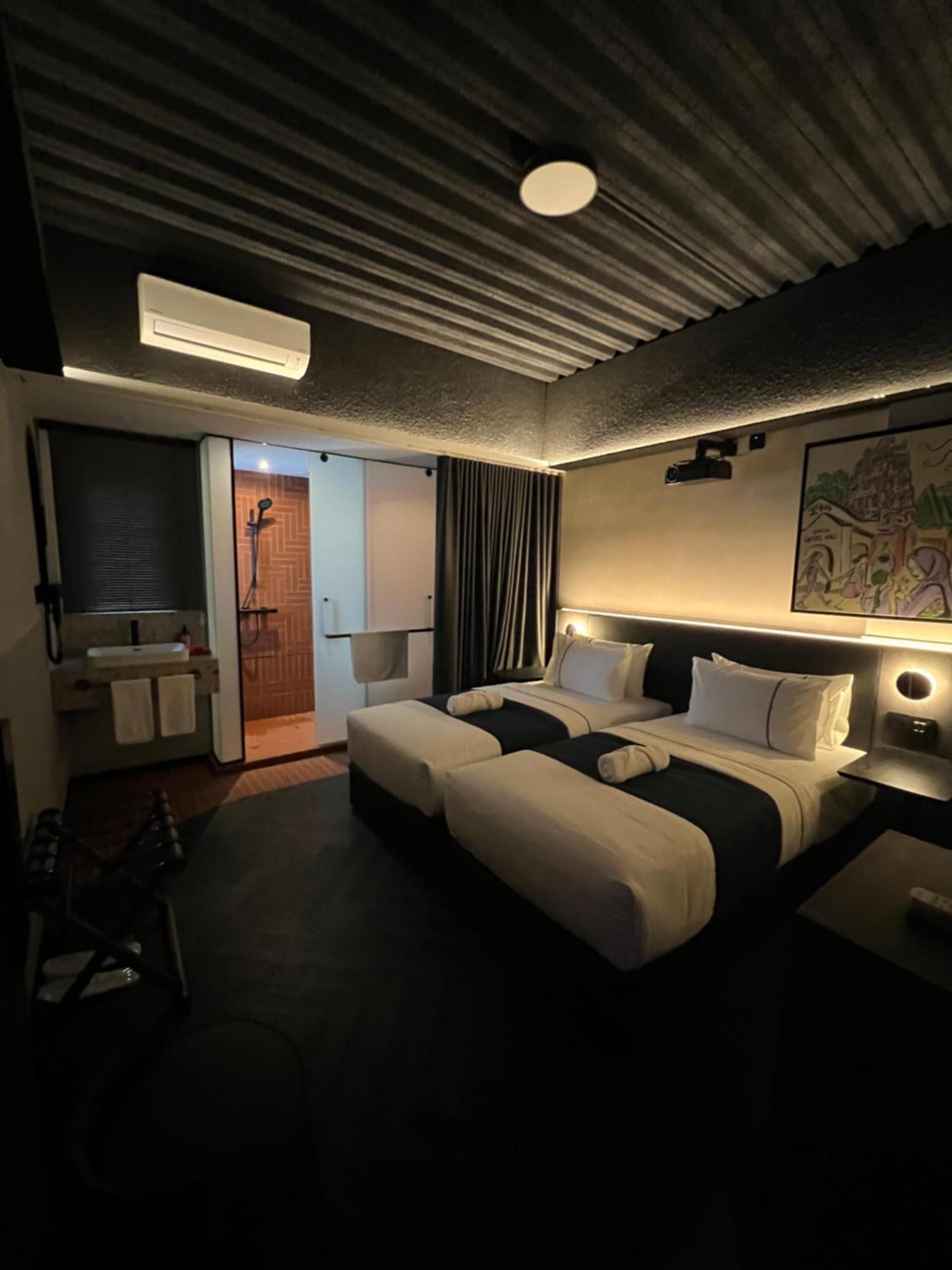 B Hotel Куала-Лумпур Экстерьер фото