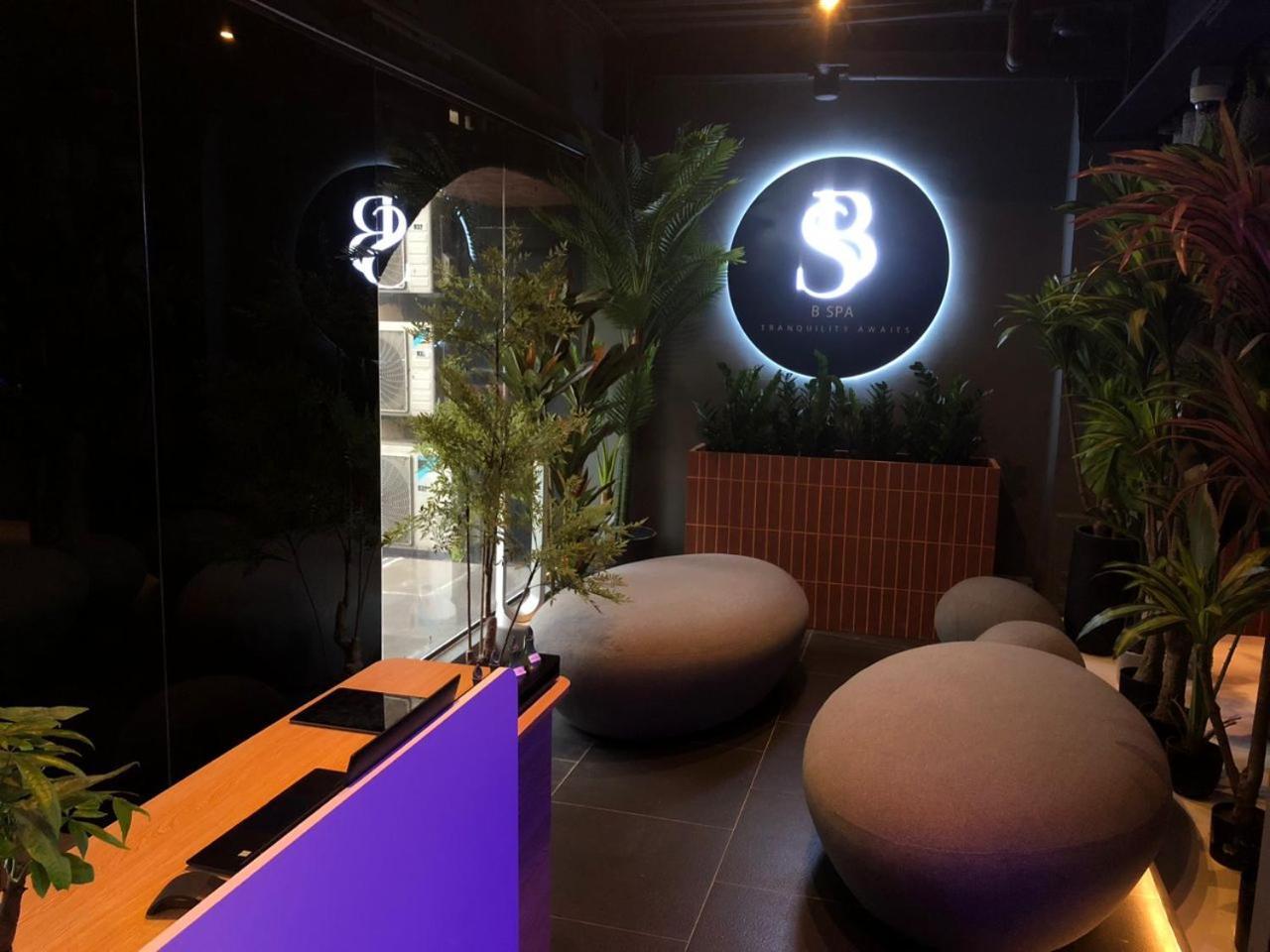B Hotel Куала-Лумпур Экстерьер фото